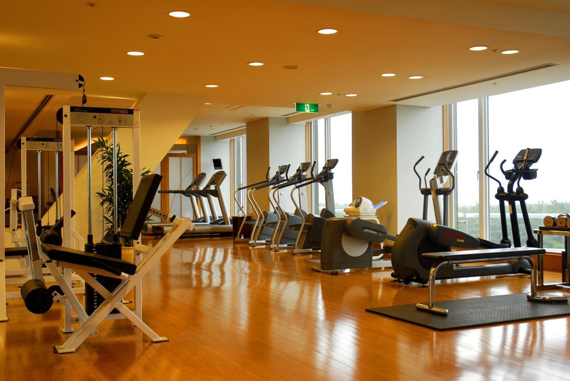 Sheraton Grande Ocean Resort Миядзаки Экстерьер фото